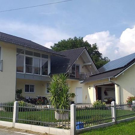 Bei Den Geissens Apartment Aldersbach Exterior foto