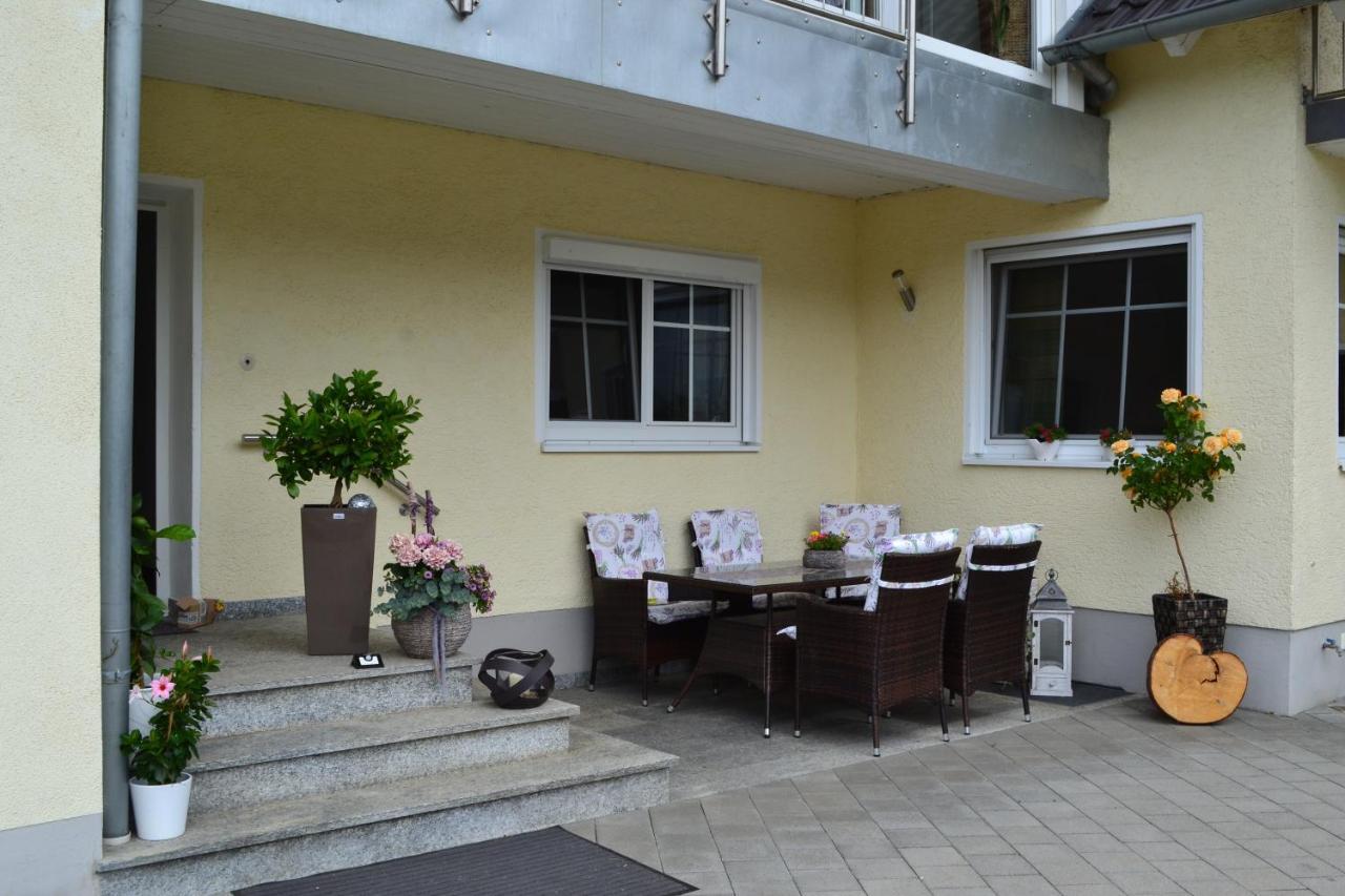 Bei Den Geissens Apartment Aldersbach Exterior foto